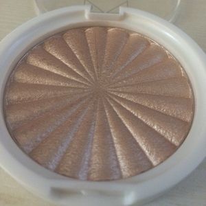 2 for $20 Ofra Highlighter Madison Miller
